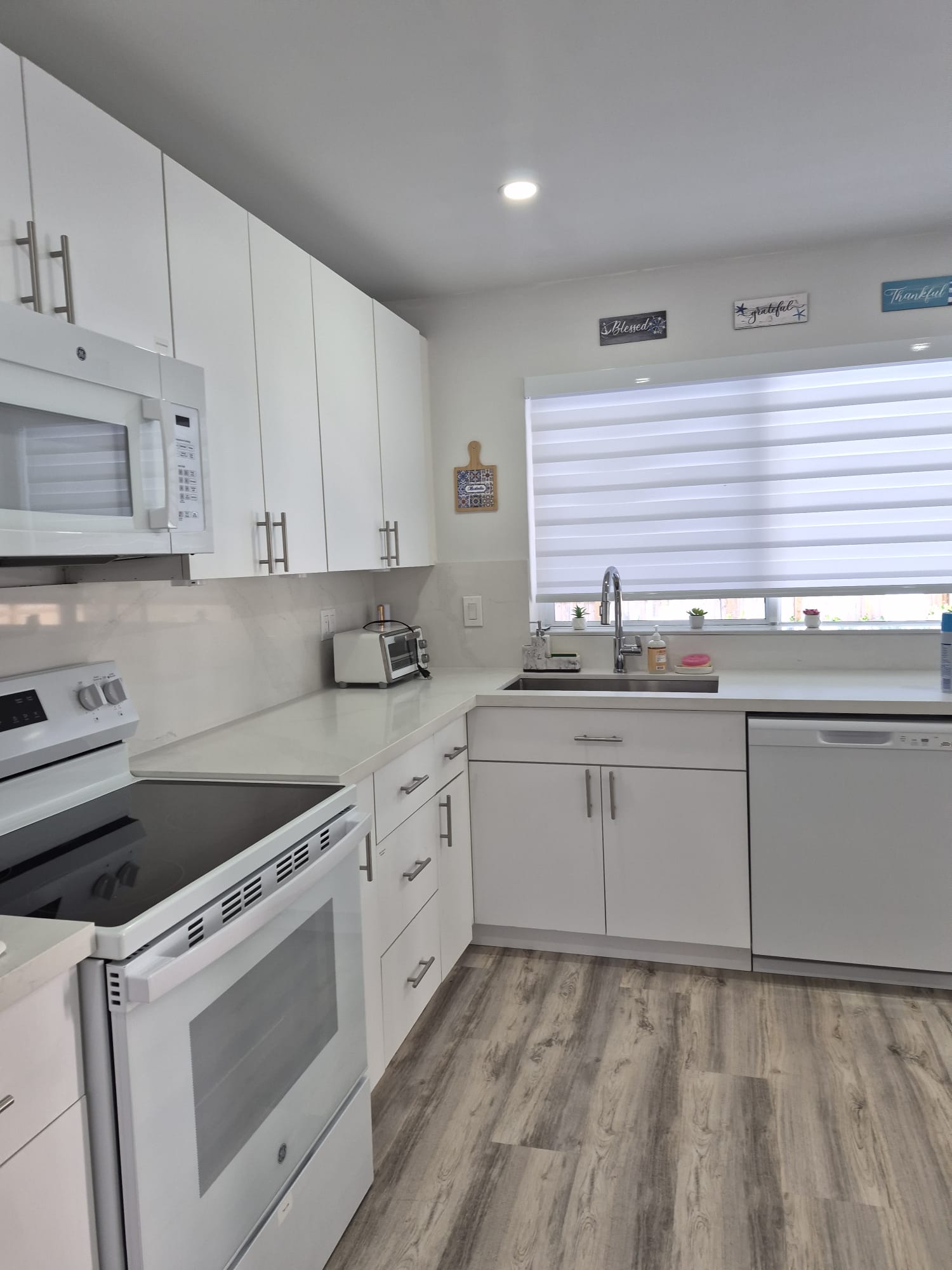 Kitchen cleaning
